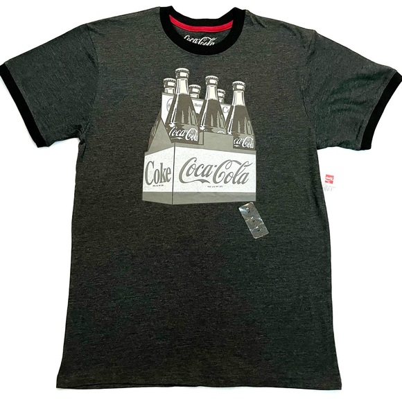 Coca Cola Graphic T-shirt Vintage Soda Bottles Men’s Size Medium - Picture 1 of 7